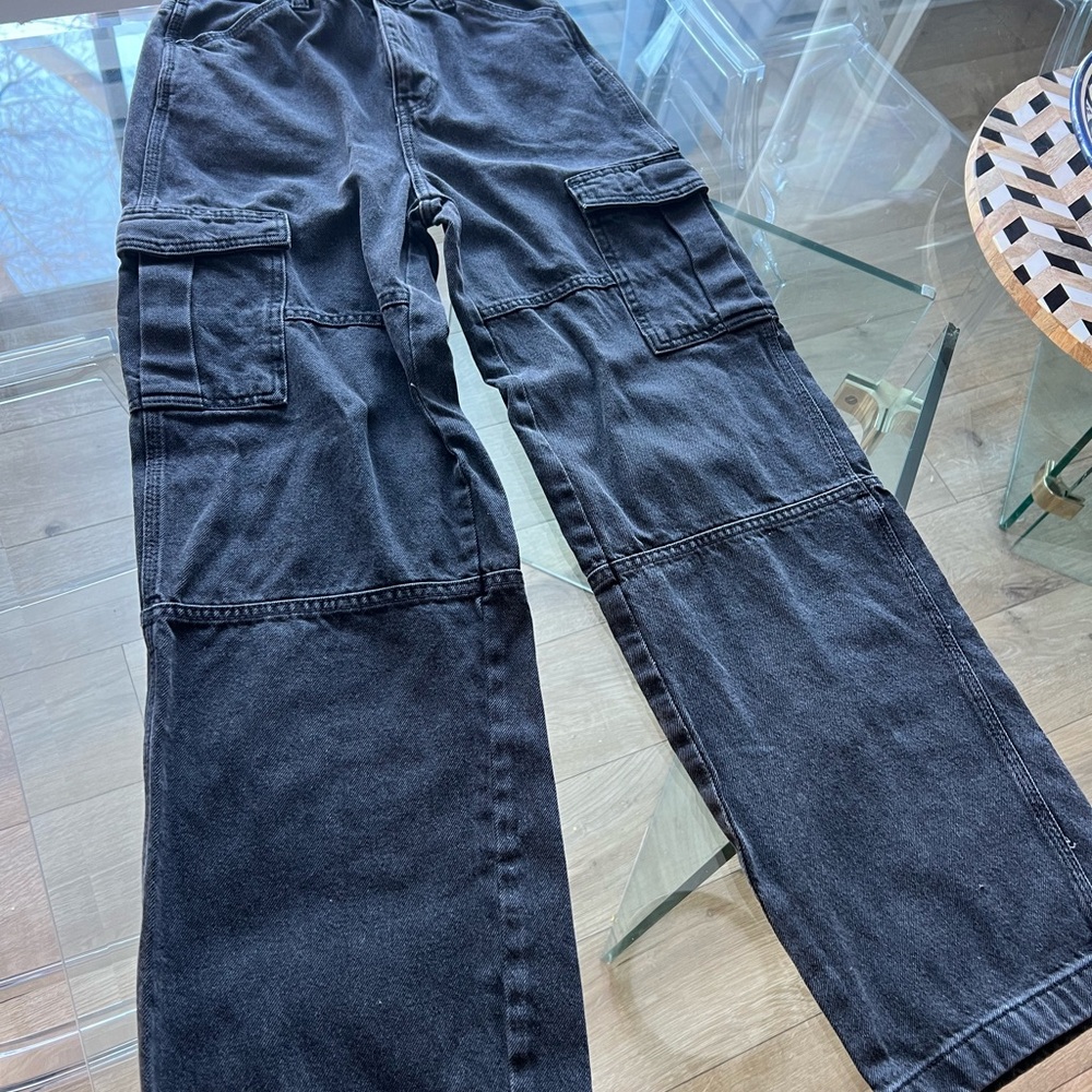 H&M Women's Black Cargo Jeans